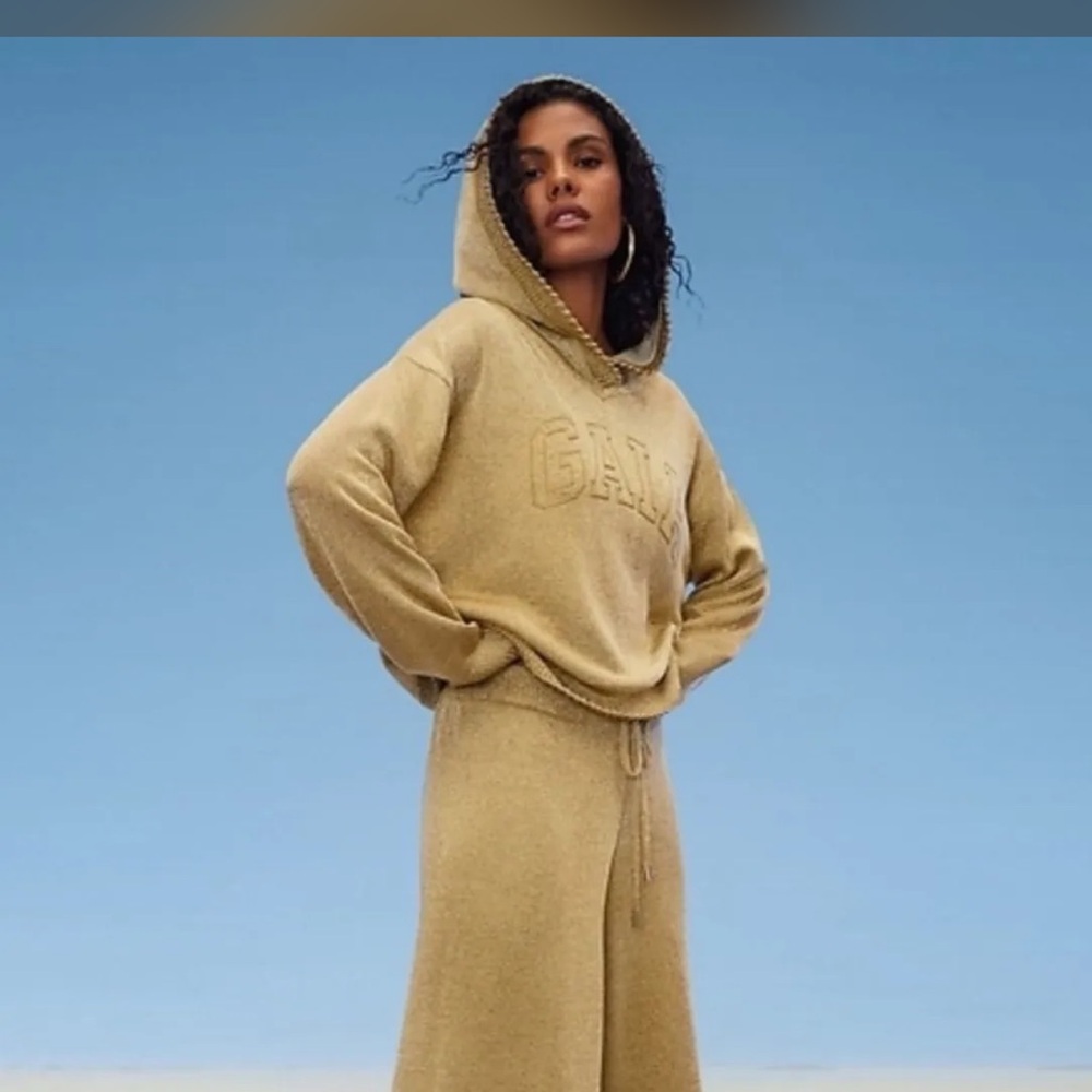 GAP Women's Hooded Sweatshirt and Wide-Leg Pants Set in Olive
